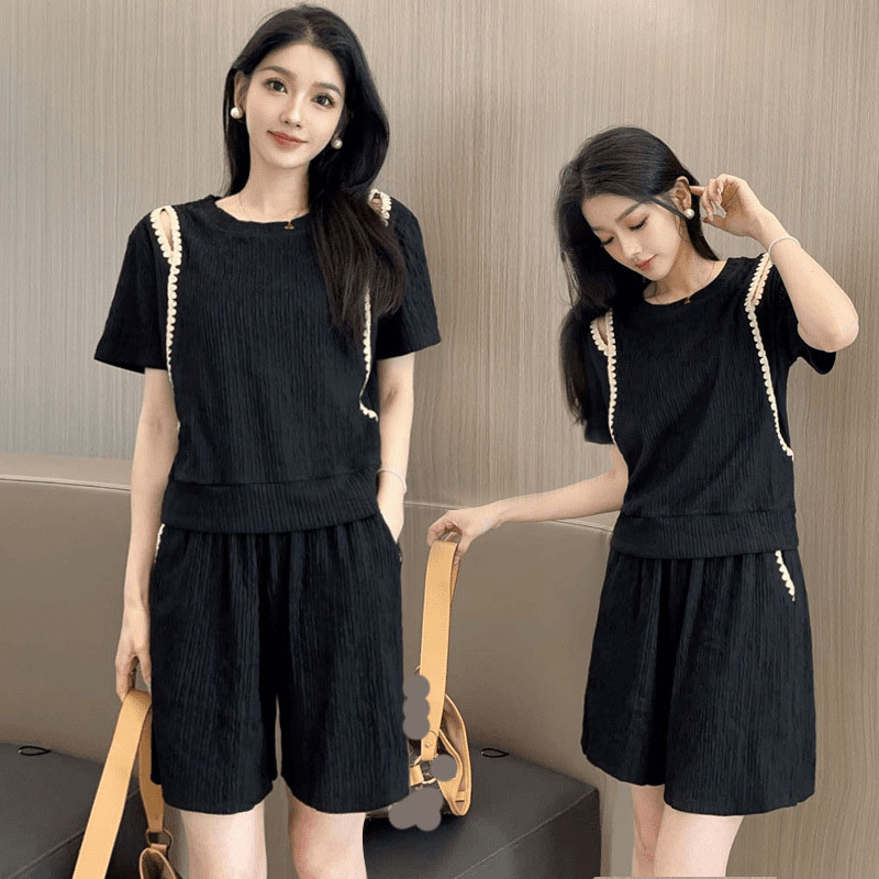 Korean Lifestyle - 韓国ファッションオフショルダー Tシャツ 2 点セット女性オールマッチルーズカジュアルショーツ衣装ストリートコントラストパッチワークスーツ