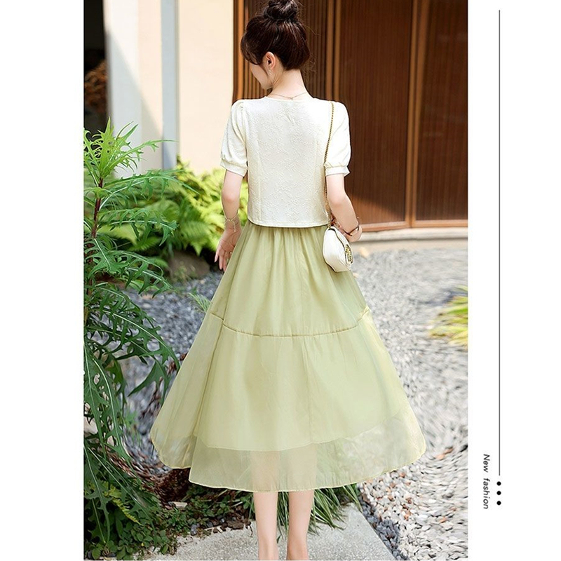 女性用フローラルグリーンスカートとショートシャツセット,韓国 - Korean Lifestyle のレビューと価格