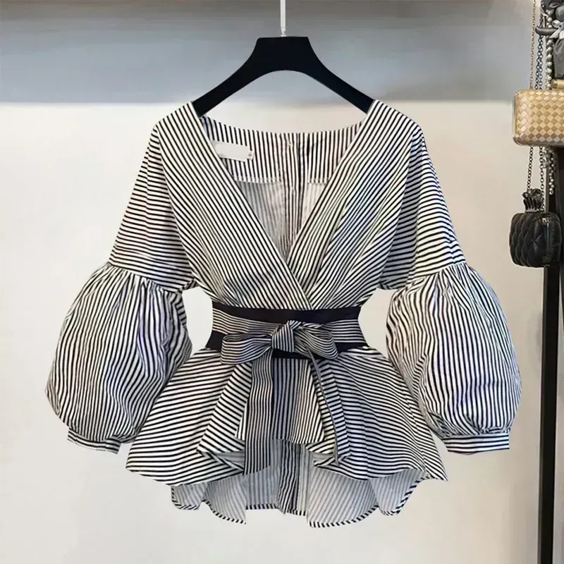 女性エレガントな V ネックストライプランタンスリーブボウベ - Korean Lifestyle のレビューと価格